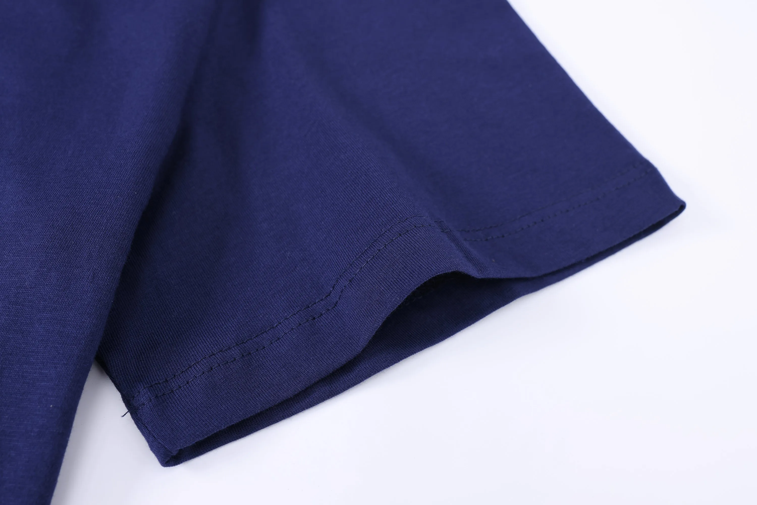 P144 Item No.: 2211 Paul polo small label V-neck short sleeves (pure cotton) Size: S-XXL